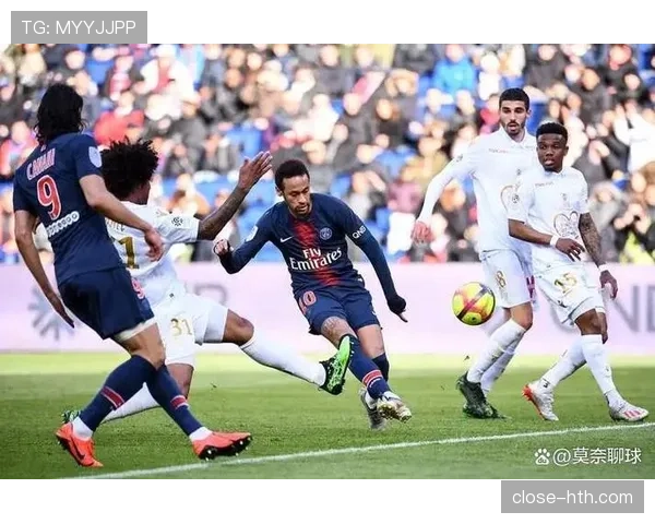 法甲新赛季激战在即 豪门对决引爆期待 法甲新赛季激战在即 豪门对决引爆期待